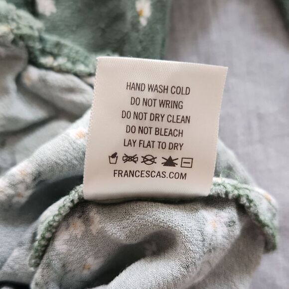 Mi Ami Green Floral Wrap Top Size S - Picture 9 of 11